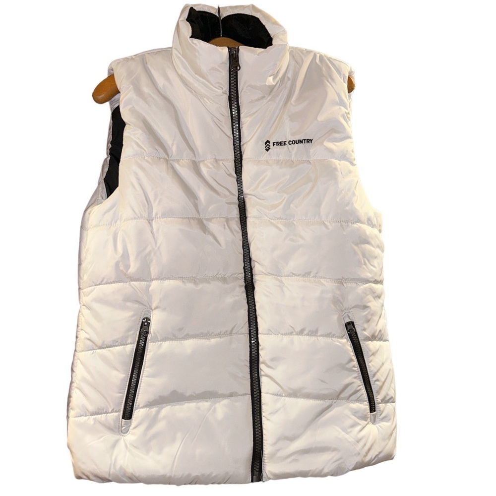 LIKE NEW Free Country White, Black-Lined Zippered Puffer VesT